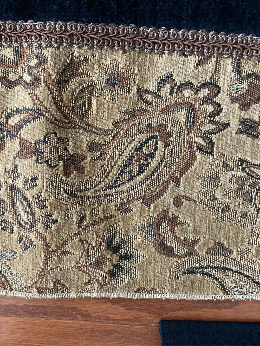 Vintage Avanti Bath and finger towels